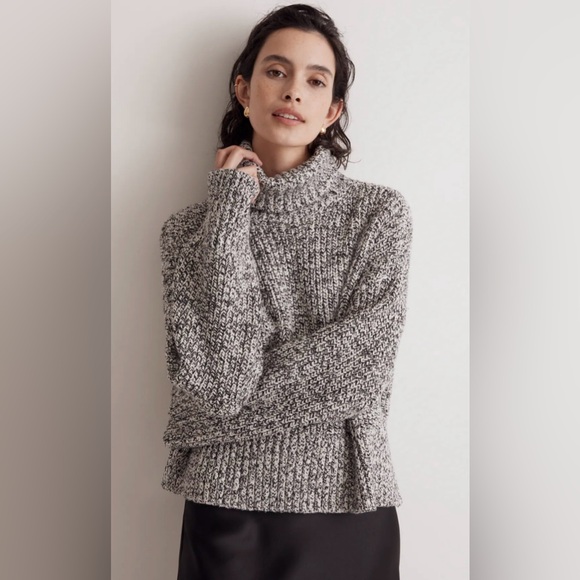 Madewell Sweaters - Madewell Women’s Medium Black & White Wool Blend Knit Cowl Neck Sweater